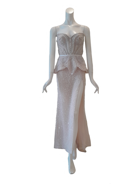 Rent: Hian Tjen - Off White Mermaid Wedding Gown With Slit