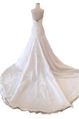 Rent: Hian Tjen - Sweetheart Floral Wedding Ball Gown