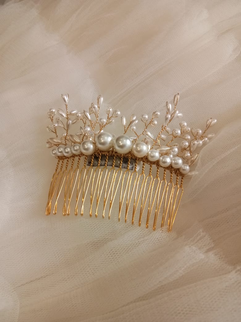 Rent: Carnic Hair Accessories