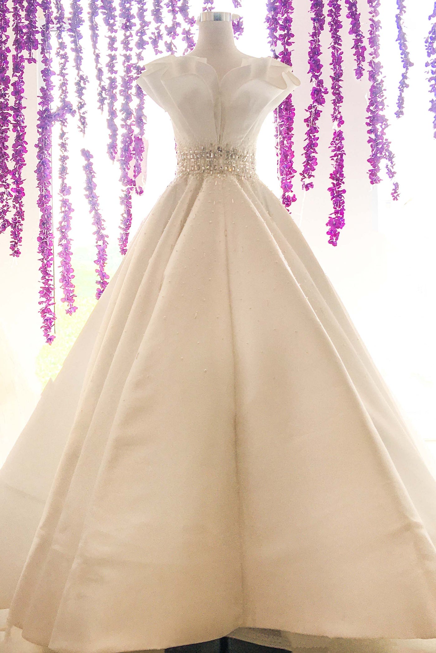 Rent: Sebastian Sposa - Wedding Satin Ball Gown with Cap Sleeves