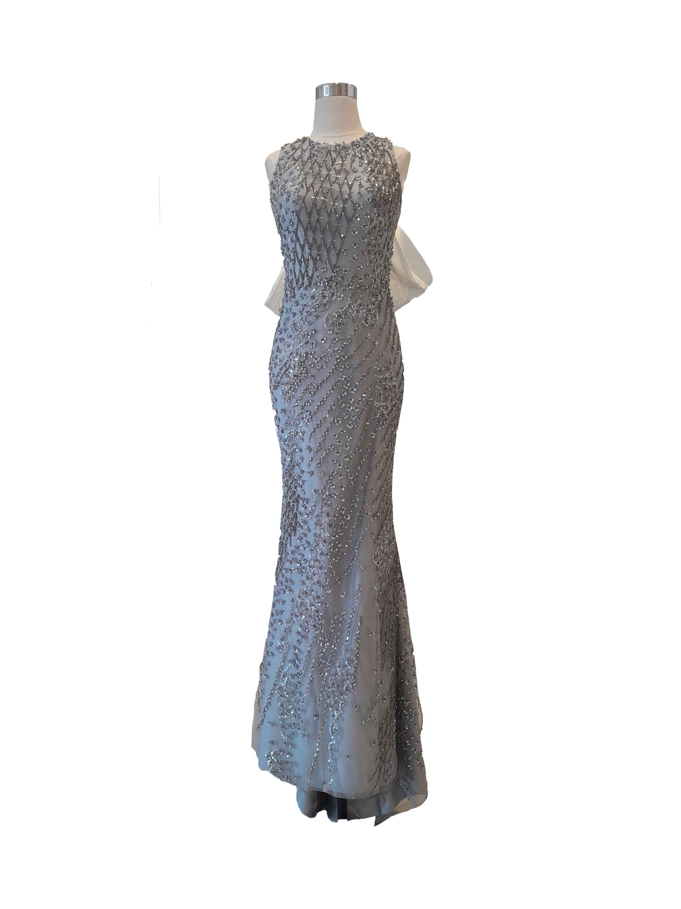 Rent: Winda Halomoan - Silver Sleeveless Mermaid Gown With Arm Chiffon
